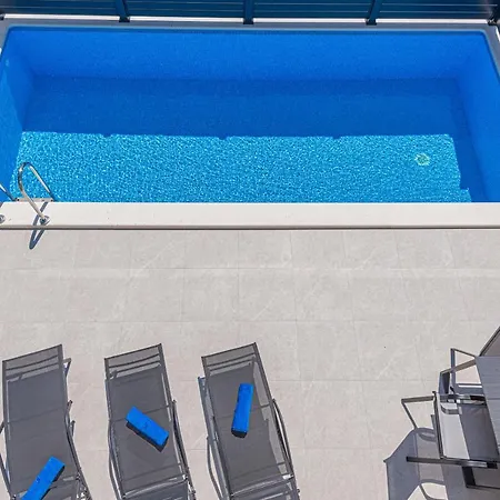 Elegance Escape * Vodice