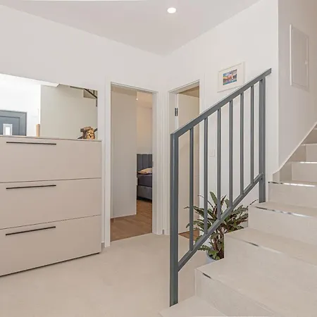 Elegance Escape Villa Vodice