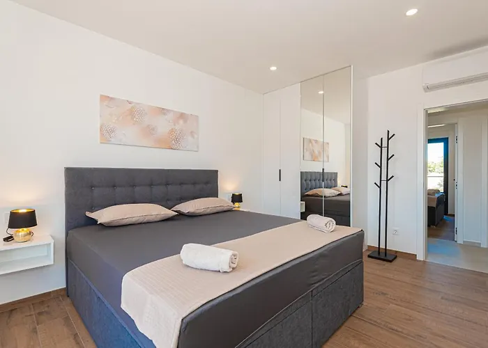 Elegance Escape * Vodice